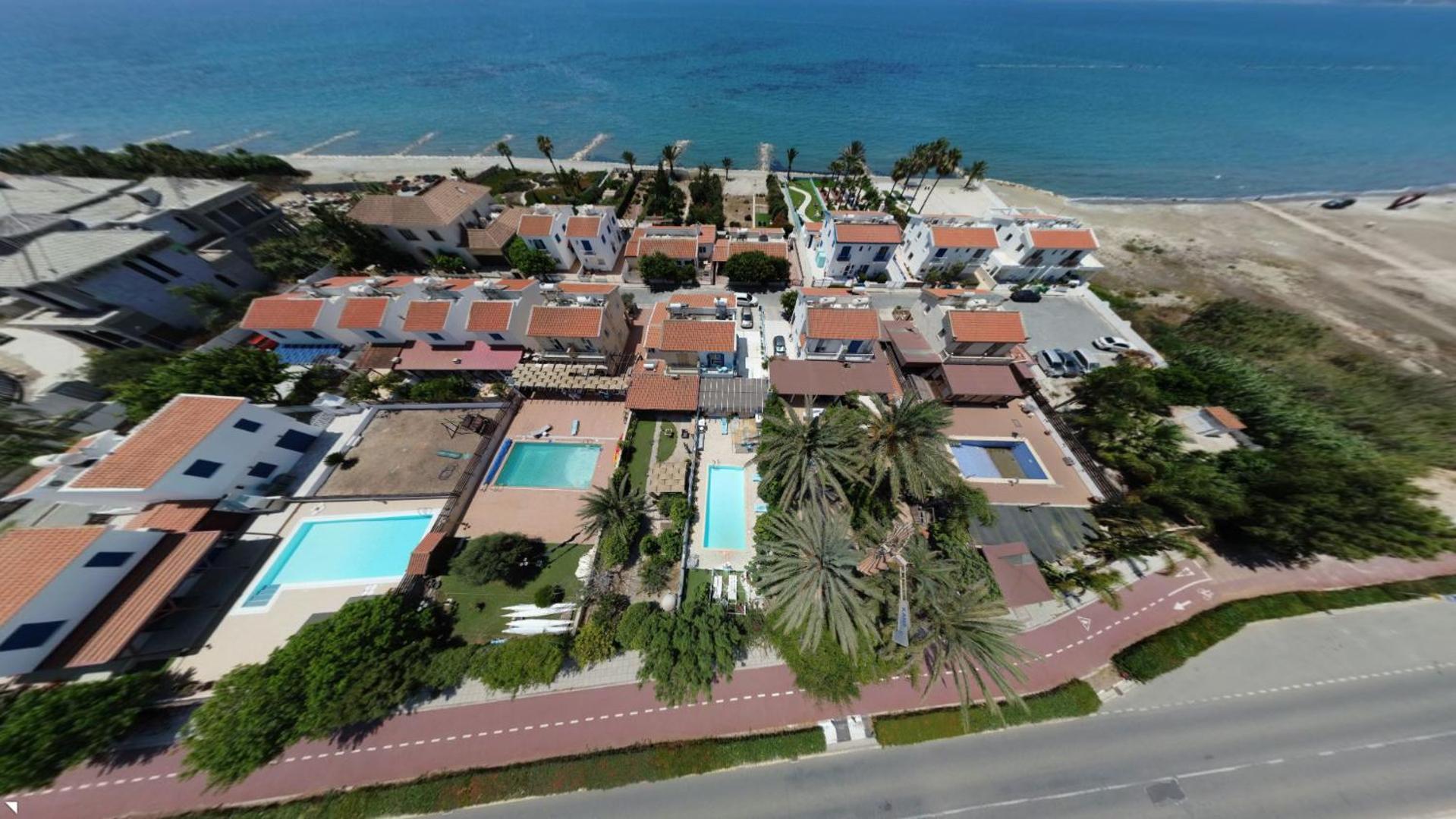 Greek Island Style 2 Bedroom Villa With Pool Next To The Sea Larnaca Exterior foto