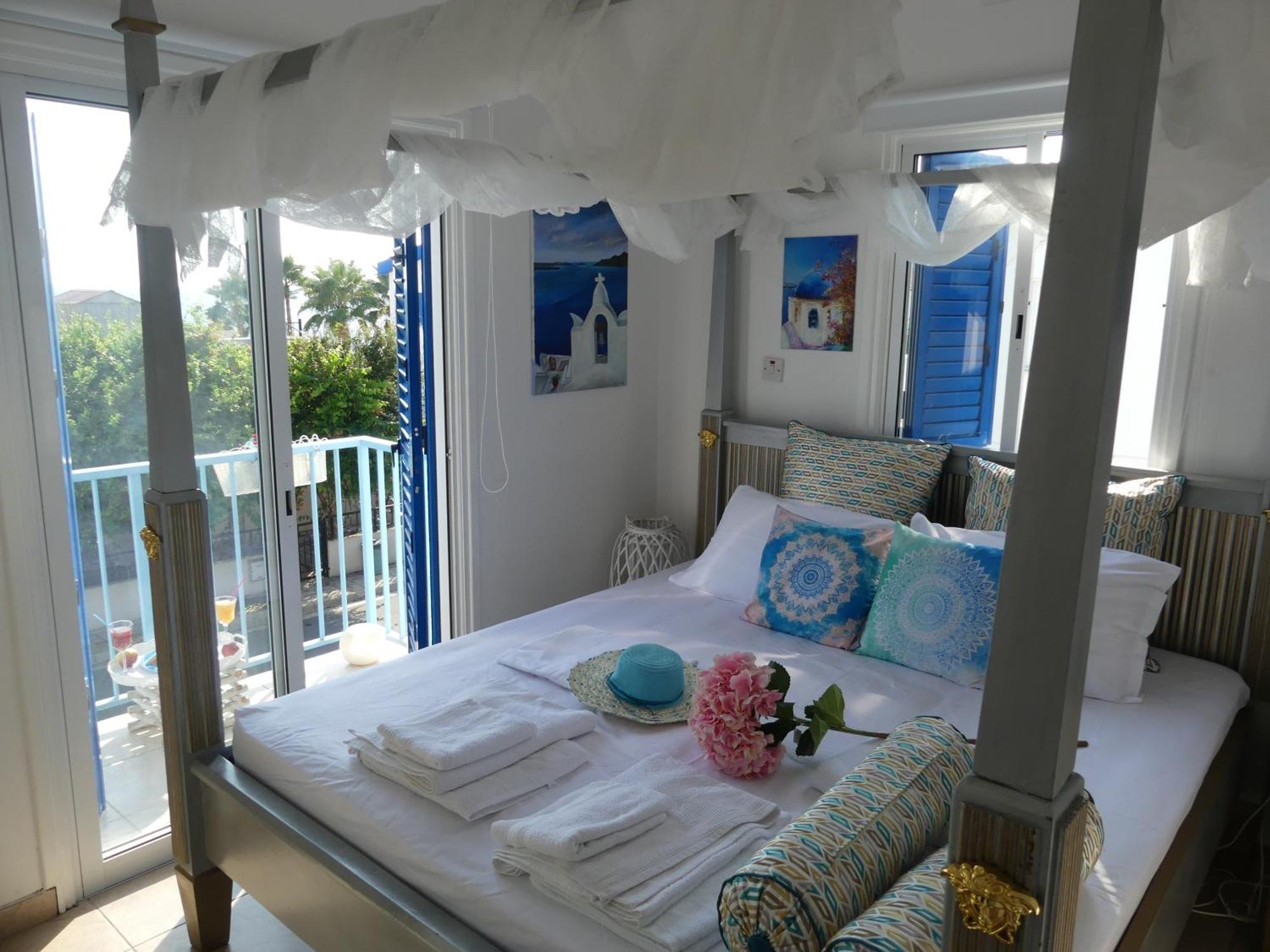Greek Island Style 2 Bedroom Villa With Pool Next To The Sea Larnaca Exterior foto